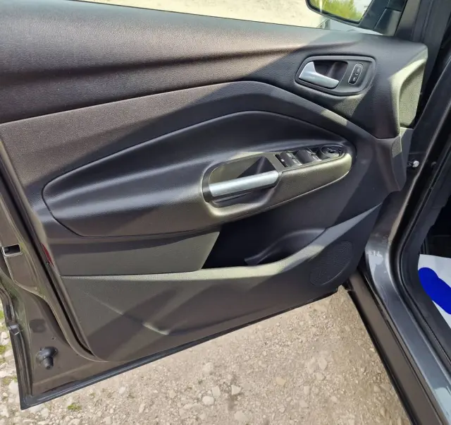 FORD Kuga 1.5 EcoBlue COOL&CONNECT