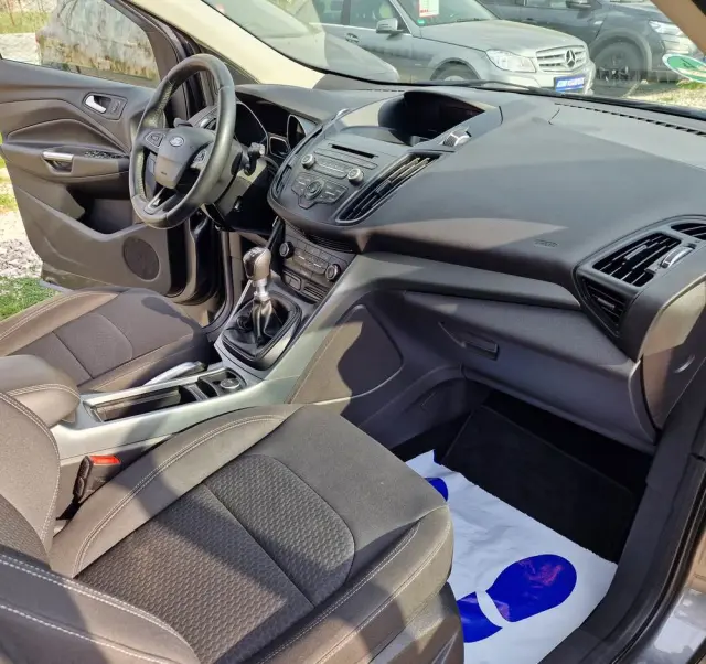 FORD Kuga 1.5 EcoBlue COOL&CONNECT