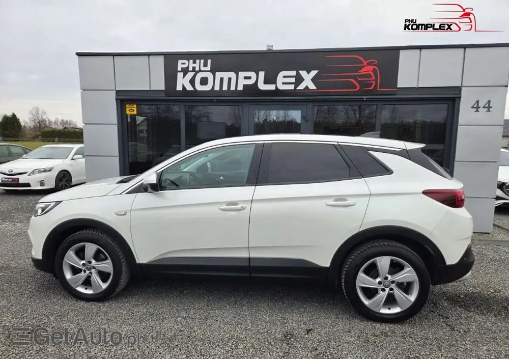 OPEL Grandland X 