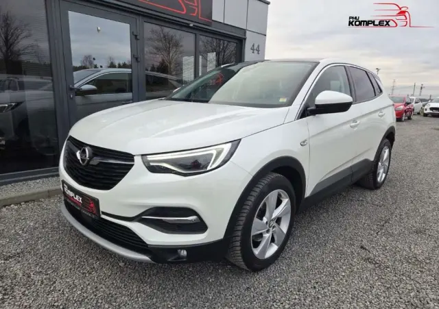OPEL Grandland X 