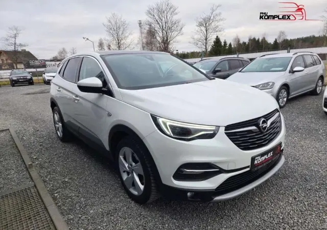 OPEL Grandland X 