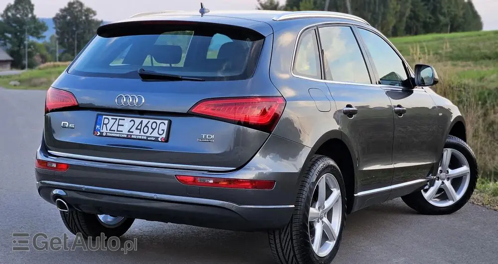 AUDI Q5 2.0 TDI quattro