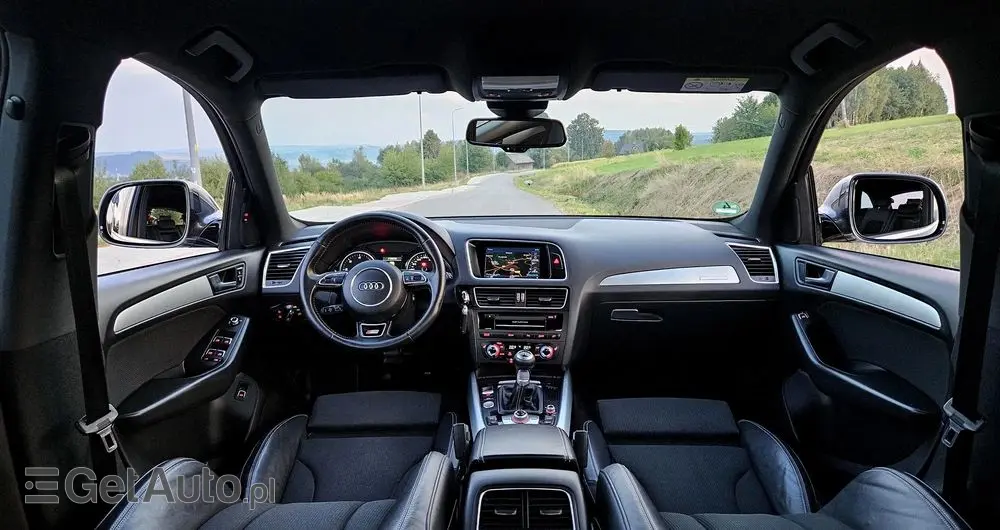 AUDI Q5 2.0 TDI quattro