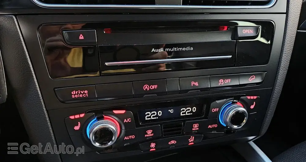 AUDI Q5 2.0 TDI quattro