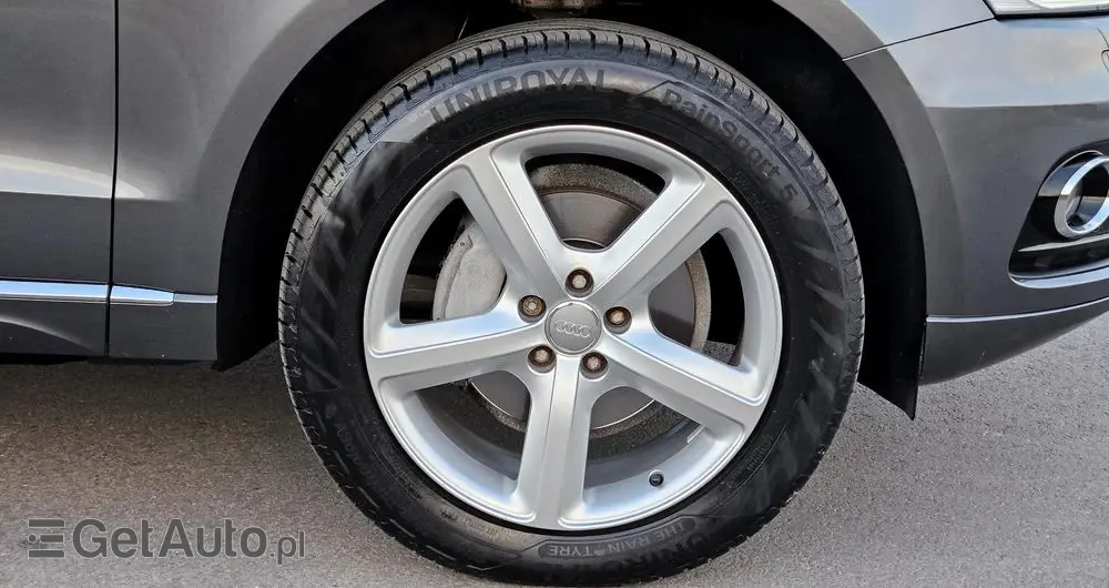 AUDI Q5 2.0 TDI quattro
