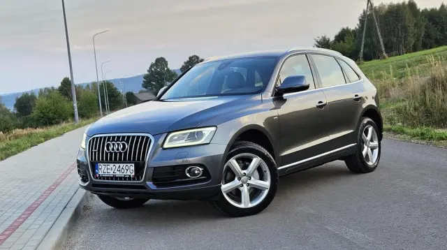 AUDI Q5 2.0 TDI quattro