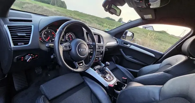 AUDI Q5 2.0 TDI quattro
