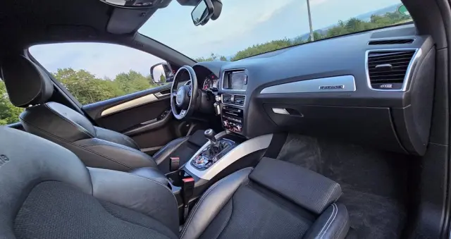 AUDI Q5 2.0 TDI quattro