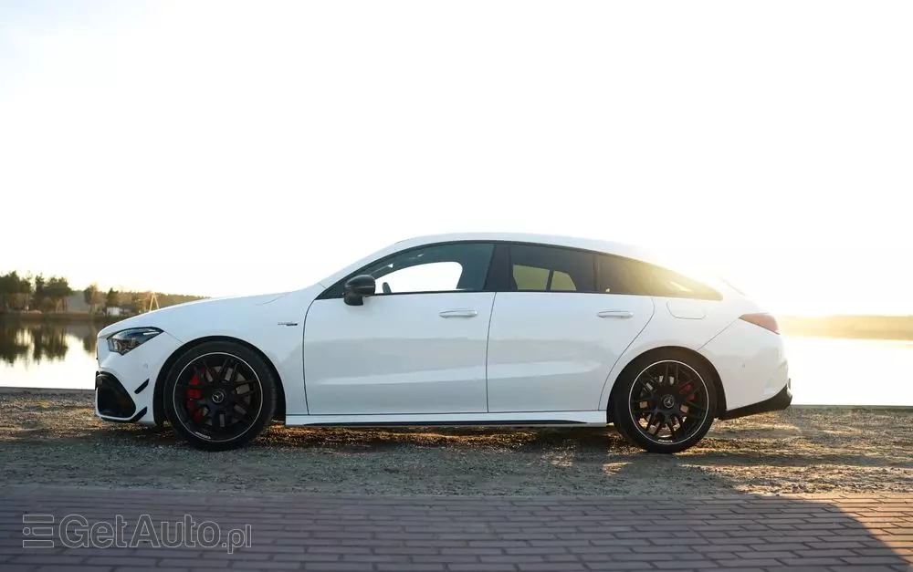 MERCEDES-BENZ CLA AMG 45 S 4-Matic 8G-DCT