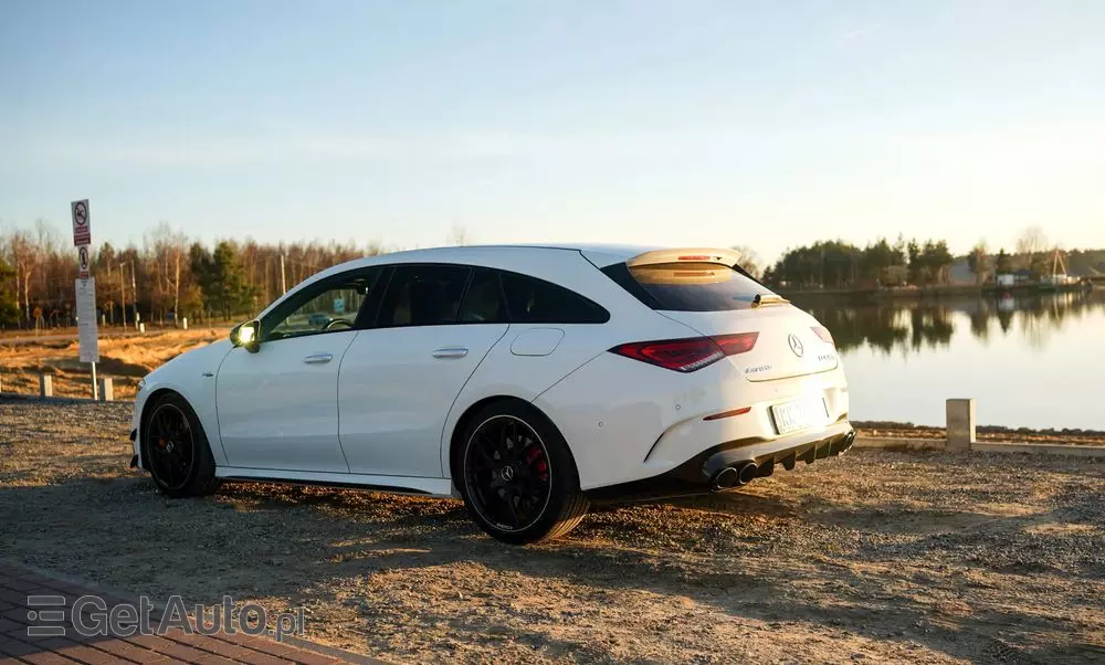 MERCEDES-BENZ CLA AMG 45 S 4-Matic 8G-DCT