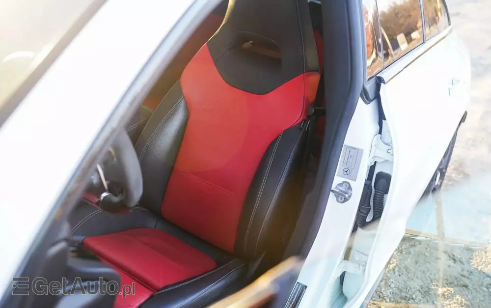 MERCEDES-BENZ CLA AMG 45 S 4-Matic 8G-DCT