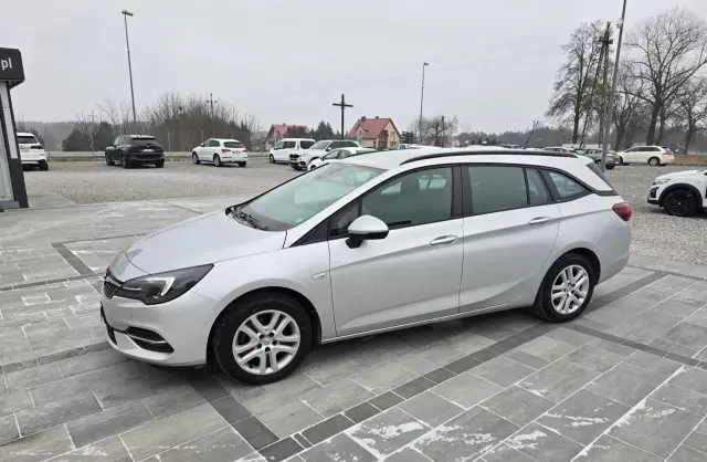 OPEL Astra 1.5d (105 KM)