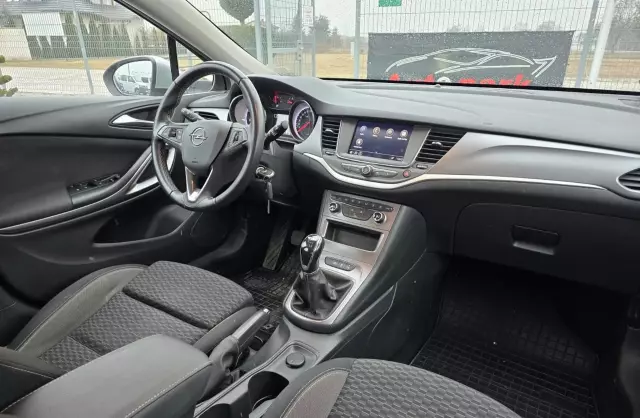 OPEL Astra 1.5d (105 KM)