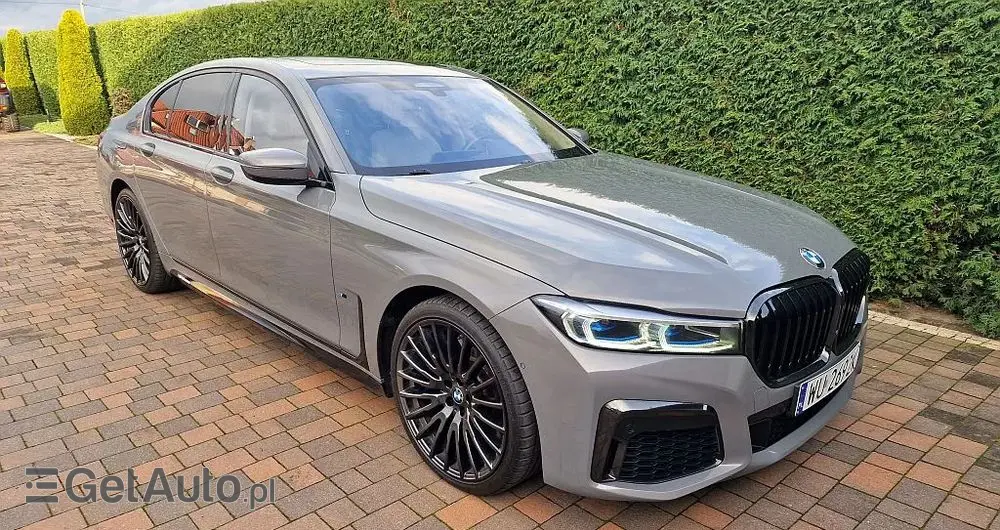 BMW Seria 7 750i xDrive sport