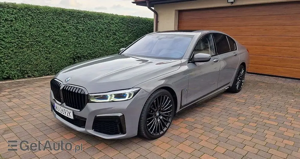 BMW Seria 7 750i xDrive sport