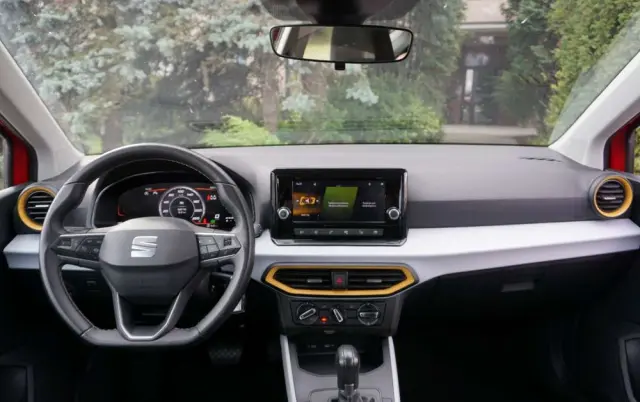 SEAT Arona 