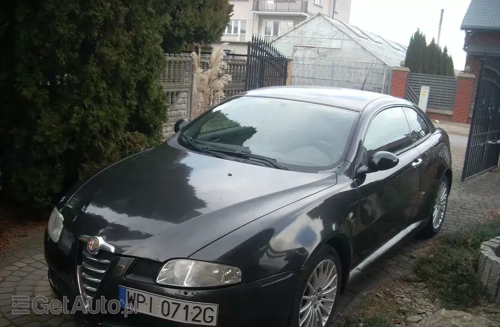 ALFA ROMEO GT 