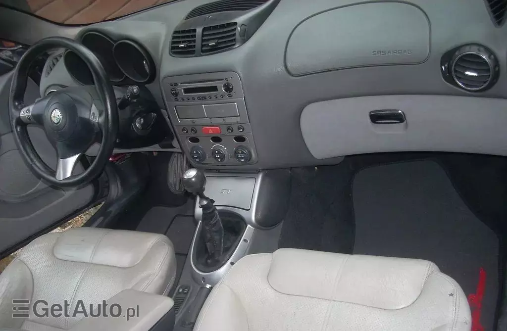 ALFA ROMEO GT 