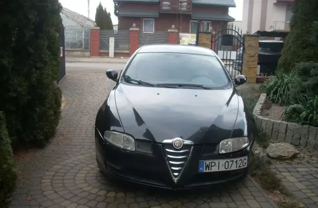 ALFA ROMEO GT 
