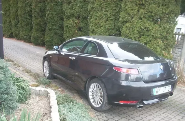 ALFA ROMEO GT 
