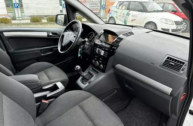 OPEL Zafira 