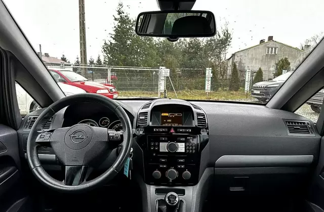 OPEL Zafira 