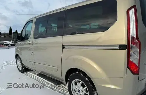 FORD Tourneo Custom 