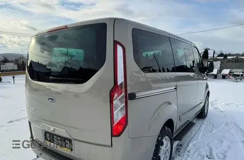FORD Tourneo Custom 