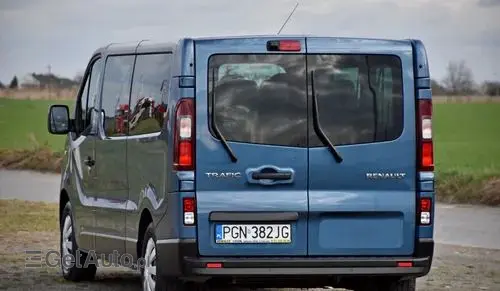 RENAULT Trafic 