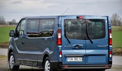 RENAULT Trafic 