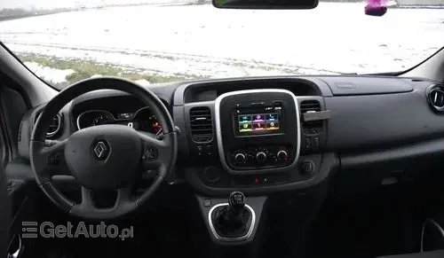 RENAULT Trafic 