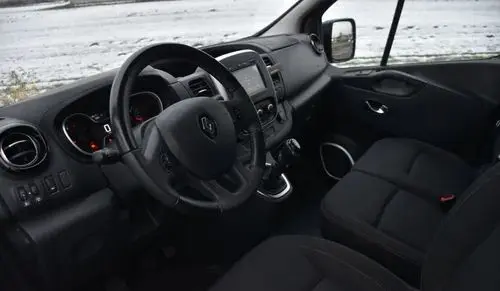 RENAULT Trafic 