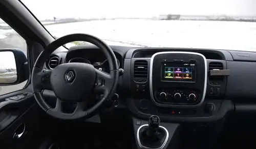 RENAULT Trafic 