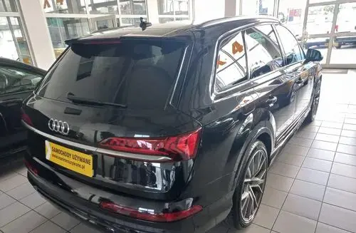 AUDI SQ7 