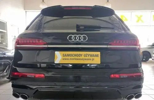 AUDI SQ7 