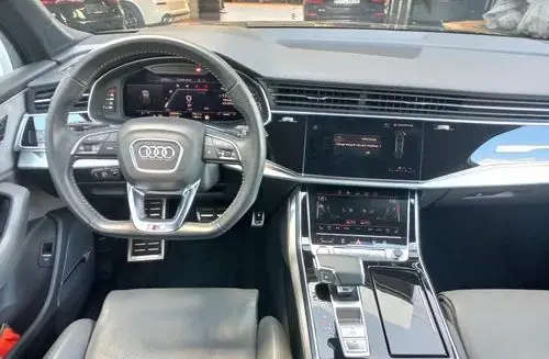 AUDI SQ7 