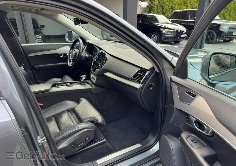 VOLVO XC 90 D5 AWD Geartronic Inscription