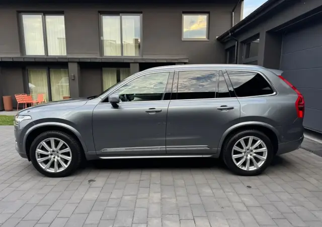 VOLVO XC 90 D5 AWD Geartronic Inscription