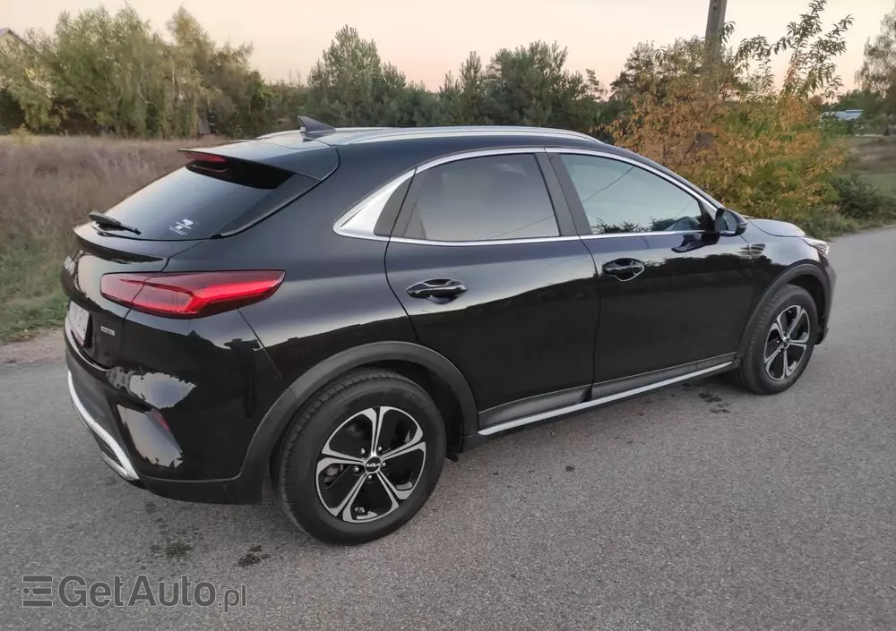 KIA XCeed 1.6 GDI PHEV L Business Line DCT
