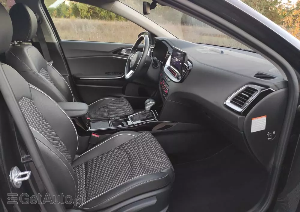 KIA XCeed 1.6 GDI PHEV L Business Line DCT