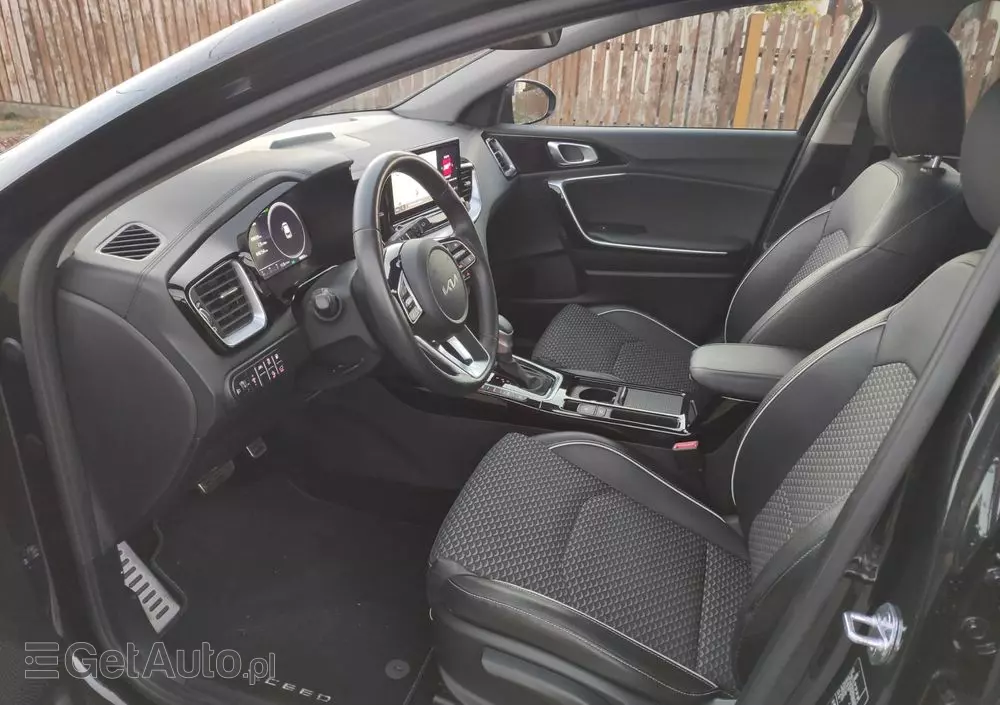 KIA XCeed 1.6 GDI PHEV L Business Line DCT