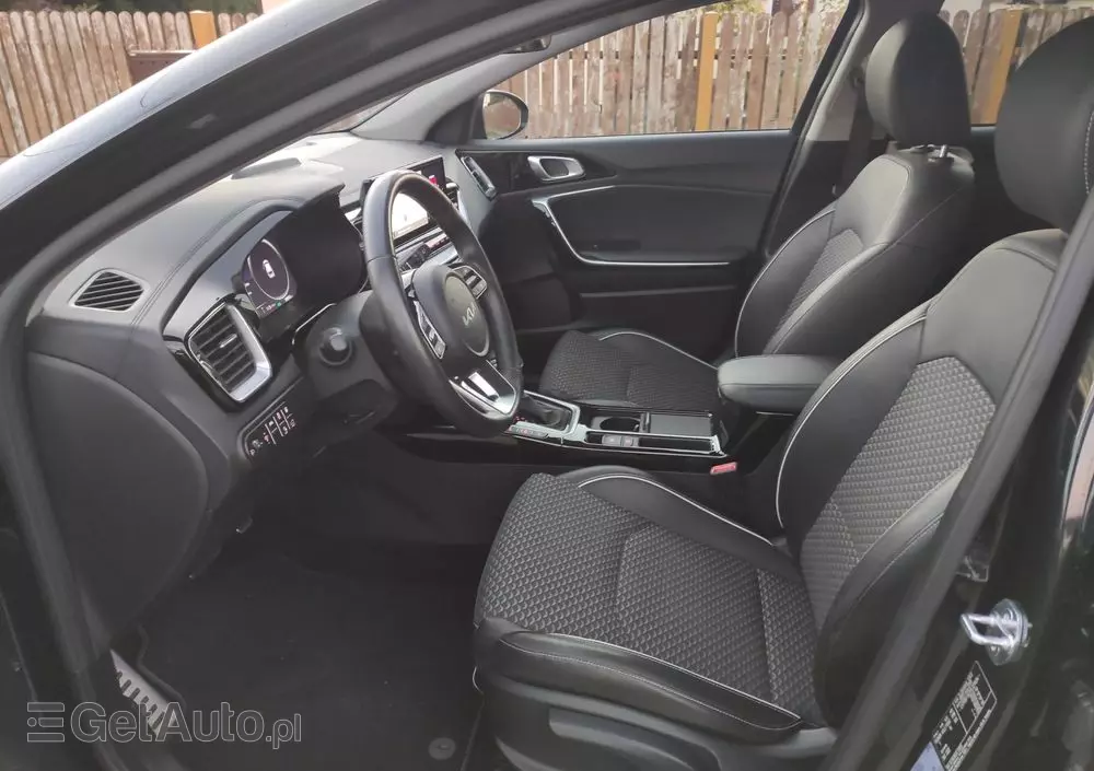 KIA XCeed 1.6 GDI PHEV L Business Line DCT