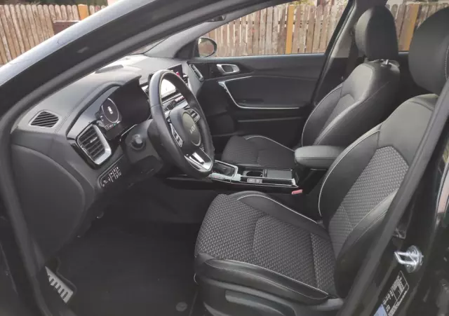 KIA XCeed 1.6 GDI PHEV L Business Line DCT