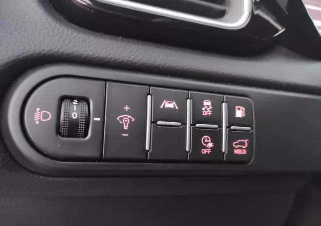 KIA XCeed 1.6 GDI PHEV L Business Line DCT