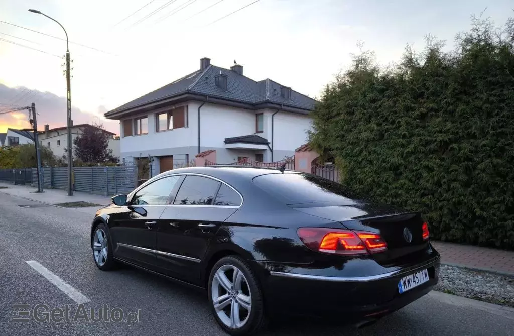 VOLKSWAGEN Passat CC 