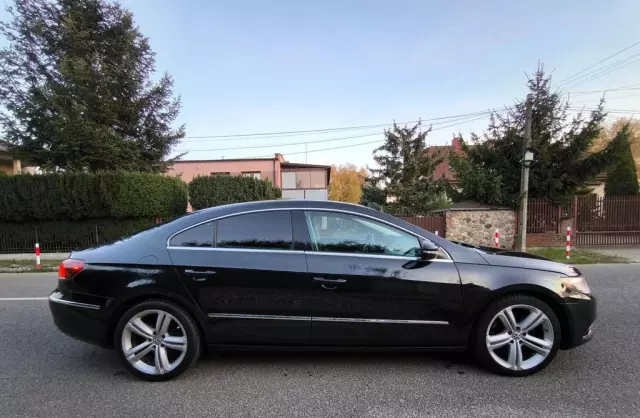 VOLKSWAGEN Passat CC 