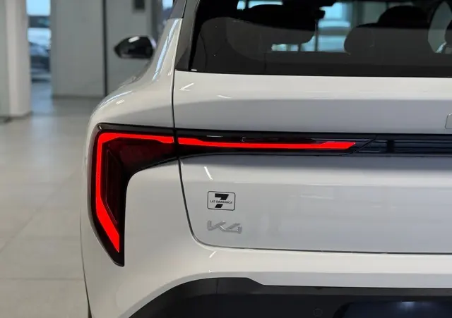 KIA K4 