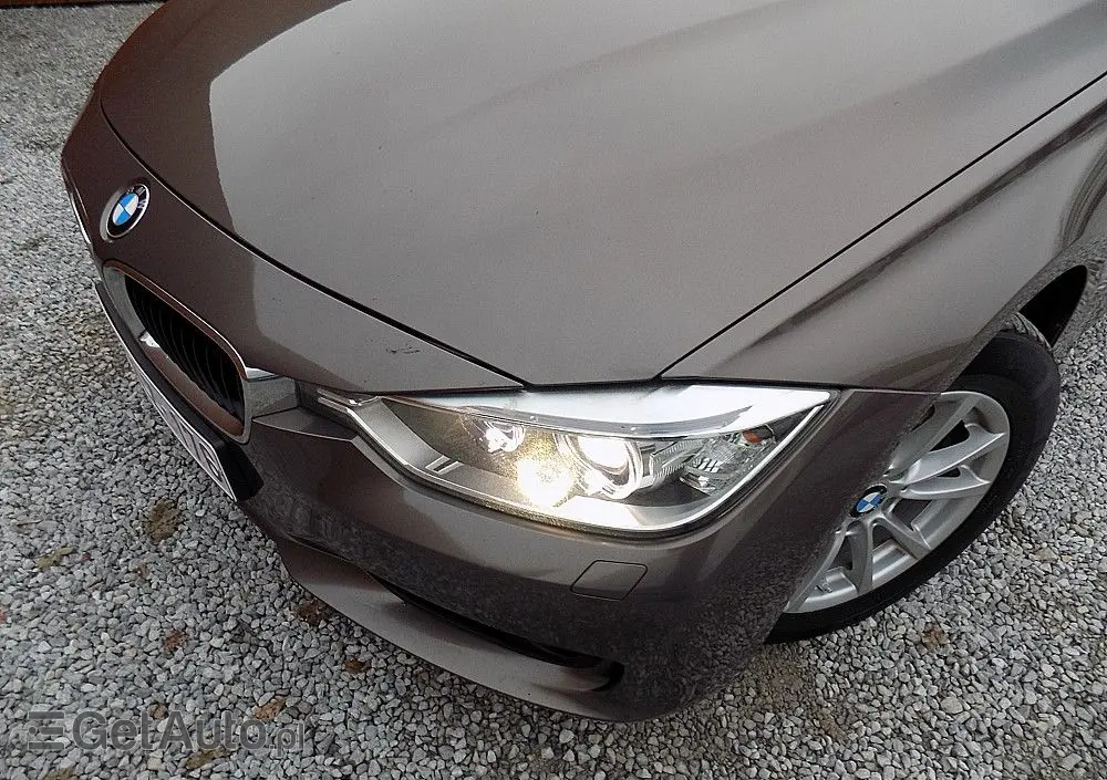 BMW Seria 3 316d Sport Line
