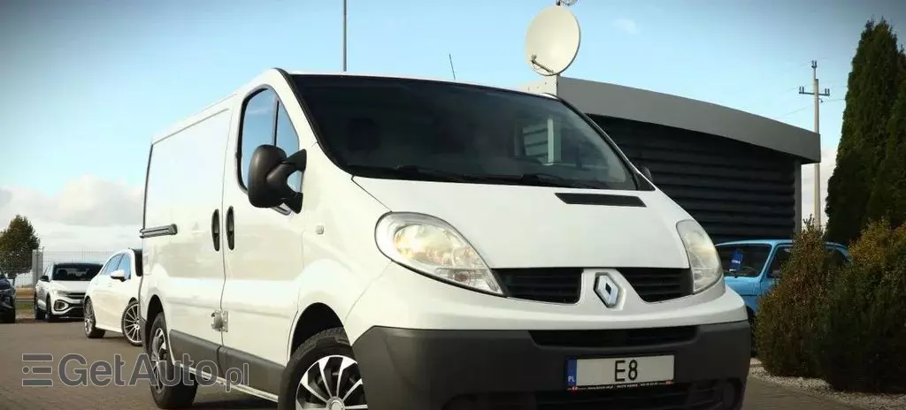 RENAULT Trafic 