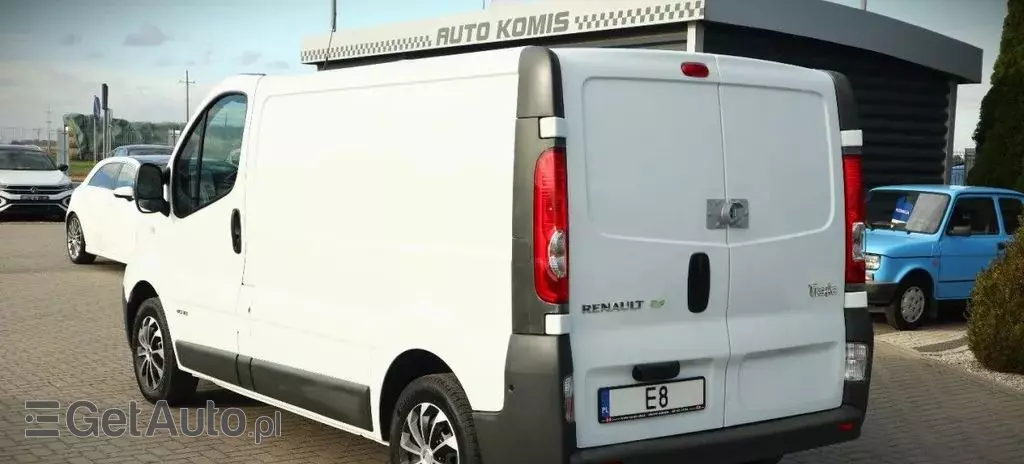 RENAULT Trafic 